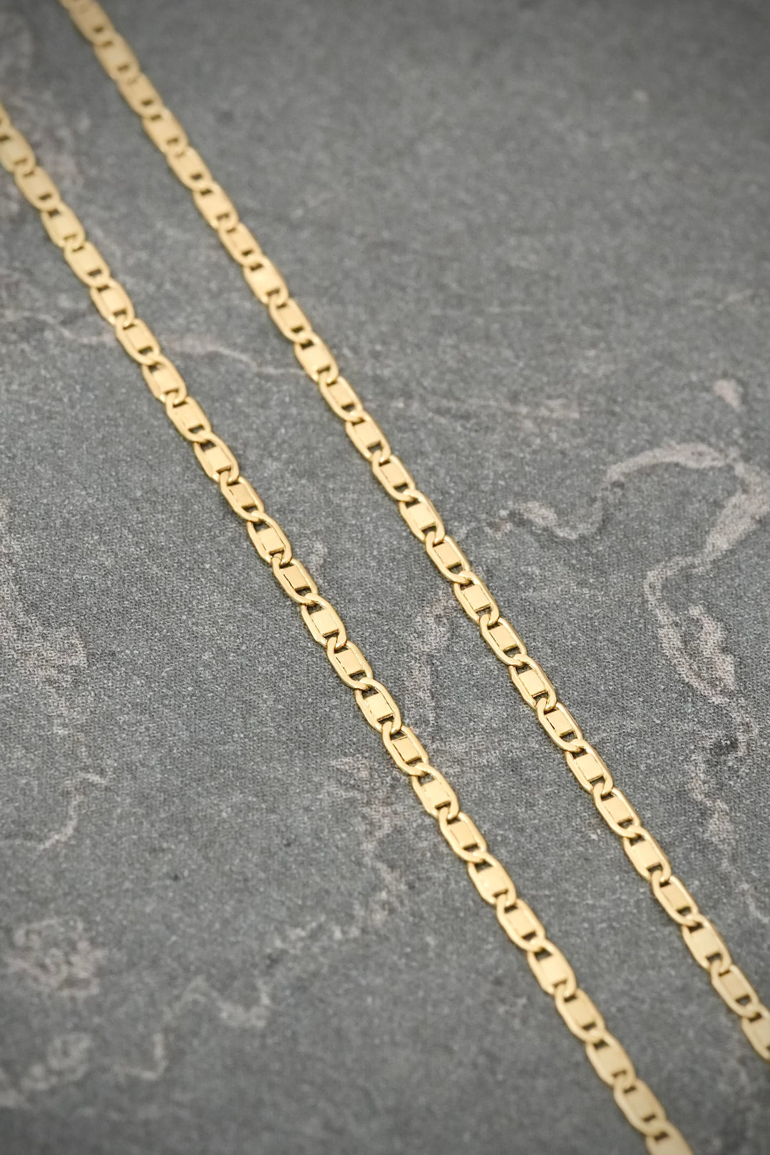 Cadena Plana 1.1gr / 60cm / 1 .3mm — Oro Amarillo