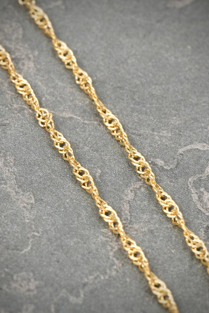 Cadena Singapur 2.3gr / 55cm / 2.1mm — Oro Amarillo