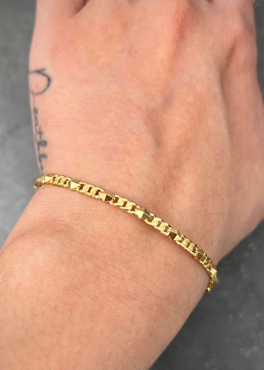 Pulso aro diamantado 5.5gr / Largo 18cm / Oro Amarillo italy +4 M