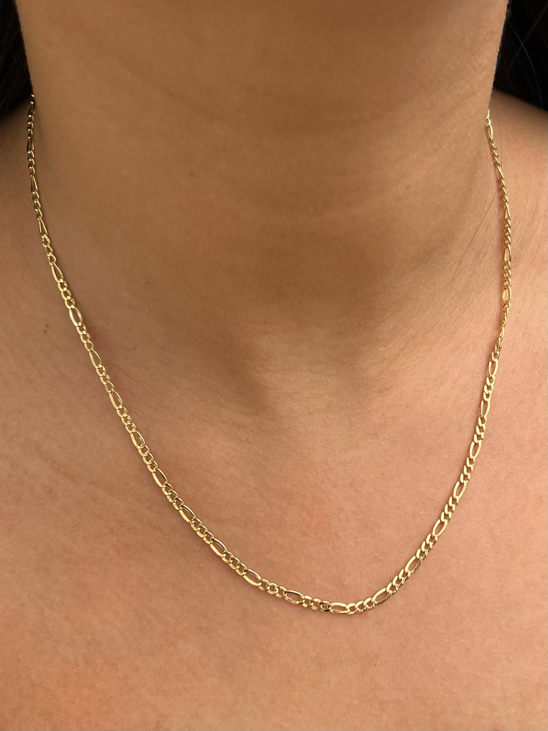 Cadena Figaro 2.8gr / Largo 45cm — Oro Amarillo
