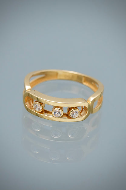Anillo Mk con Swarovski Blanco 3.5gr / Talla 7 1/2 — Oro Amarillo