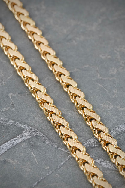 Cadena Rustica 32.5gr / 60cm / 6.1mm — Oro Amarillo