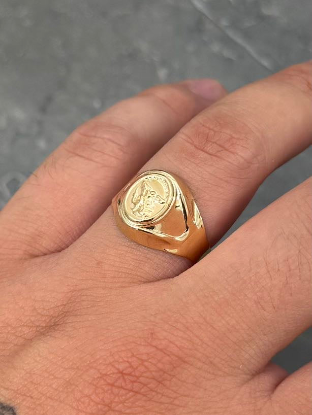 Anillo Arcangel San Miguel 2.15gr / Talla 8 — Oro Amarillo