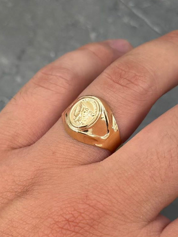 Anillo Arcangel San Miguel 2.1gr / Talla 9 — Oro Amarillo