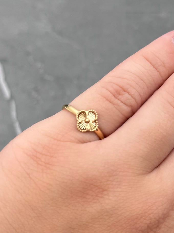 Anillo de Bebe Lucky Diamantado 0.9gr / Talla 4 1/4 — Oro Amarillo