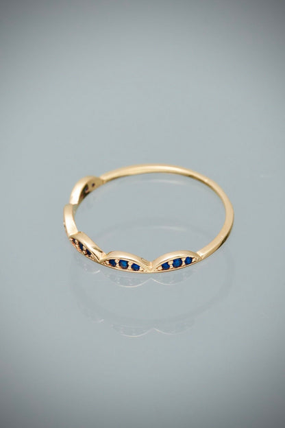 Anillo con swarovski azul 1.1gr / TALLA 7 3/4 / Oro Amarillo Nac M