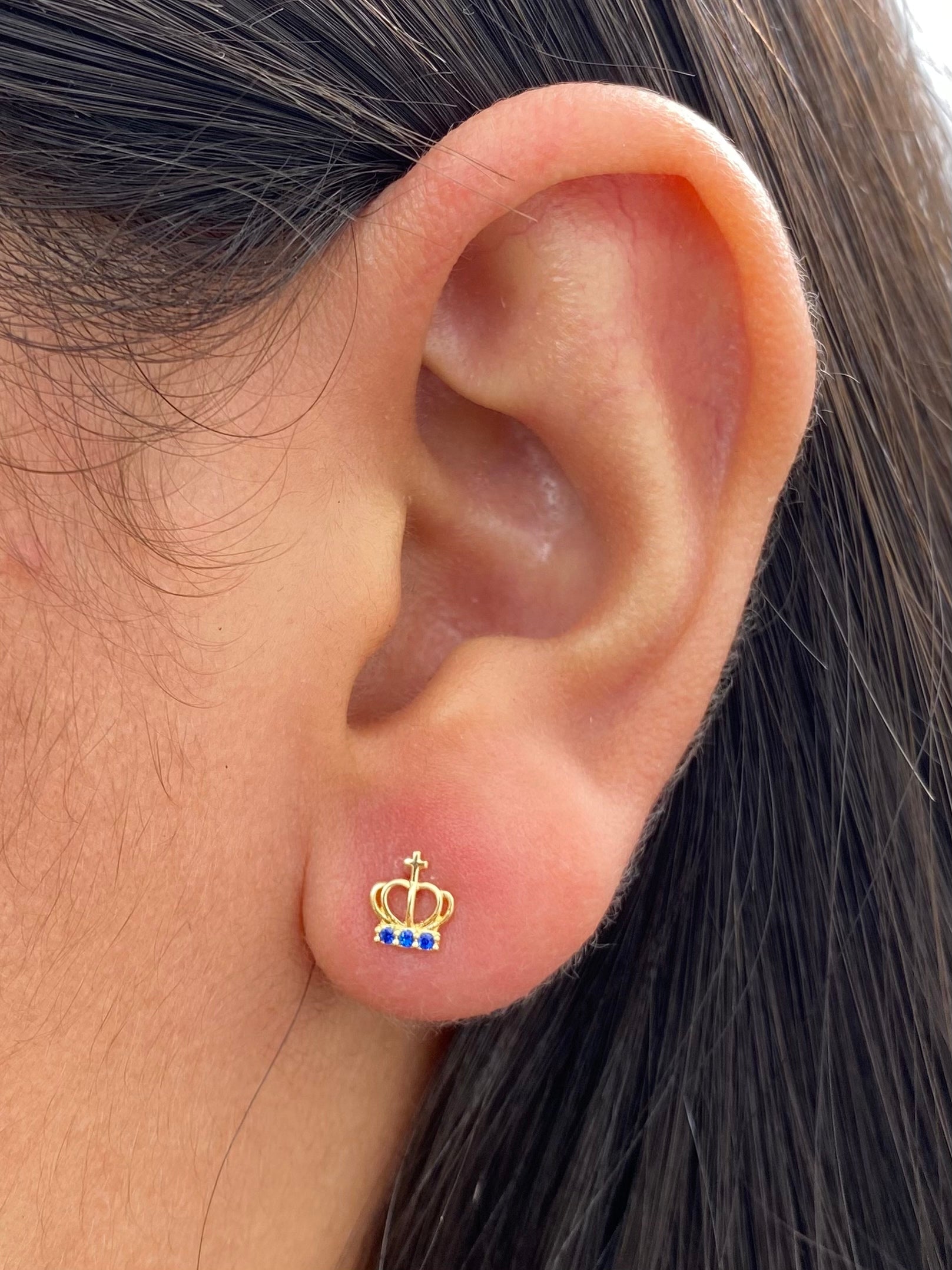 Topos corona con swarovski azul 0.6gr / Largo 0.6cm — Oro Amarillo