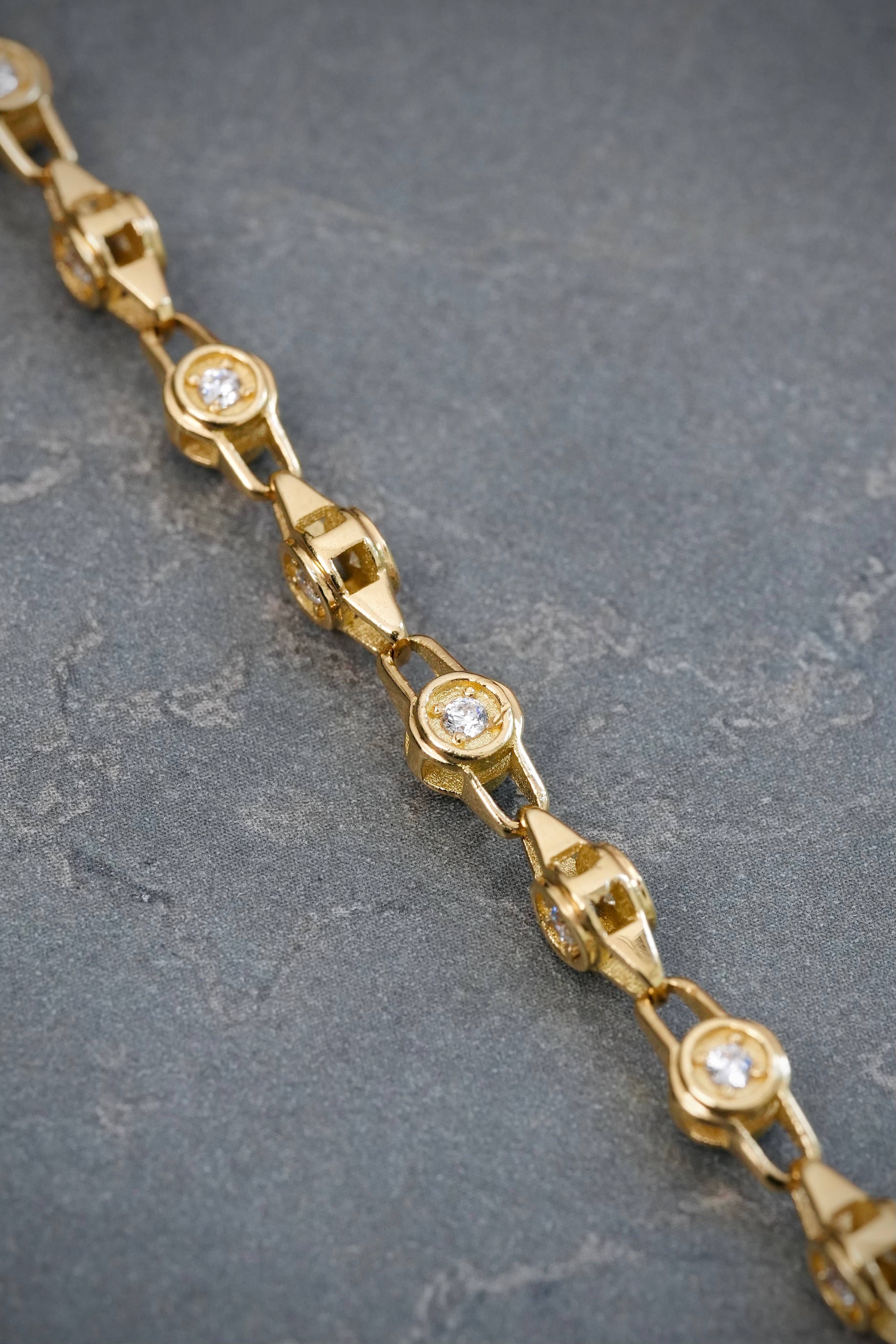 Tobillera Rustica con Swarovski Blanco 16.7gr / 33cm / 4.7mm — Oro Amarillo