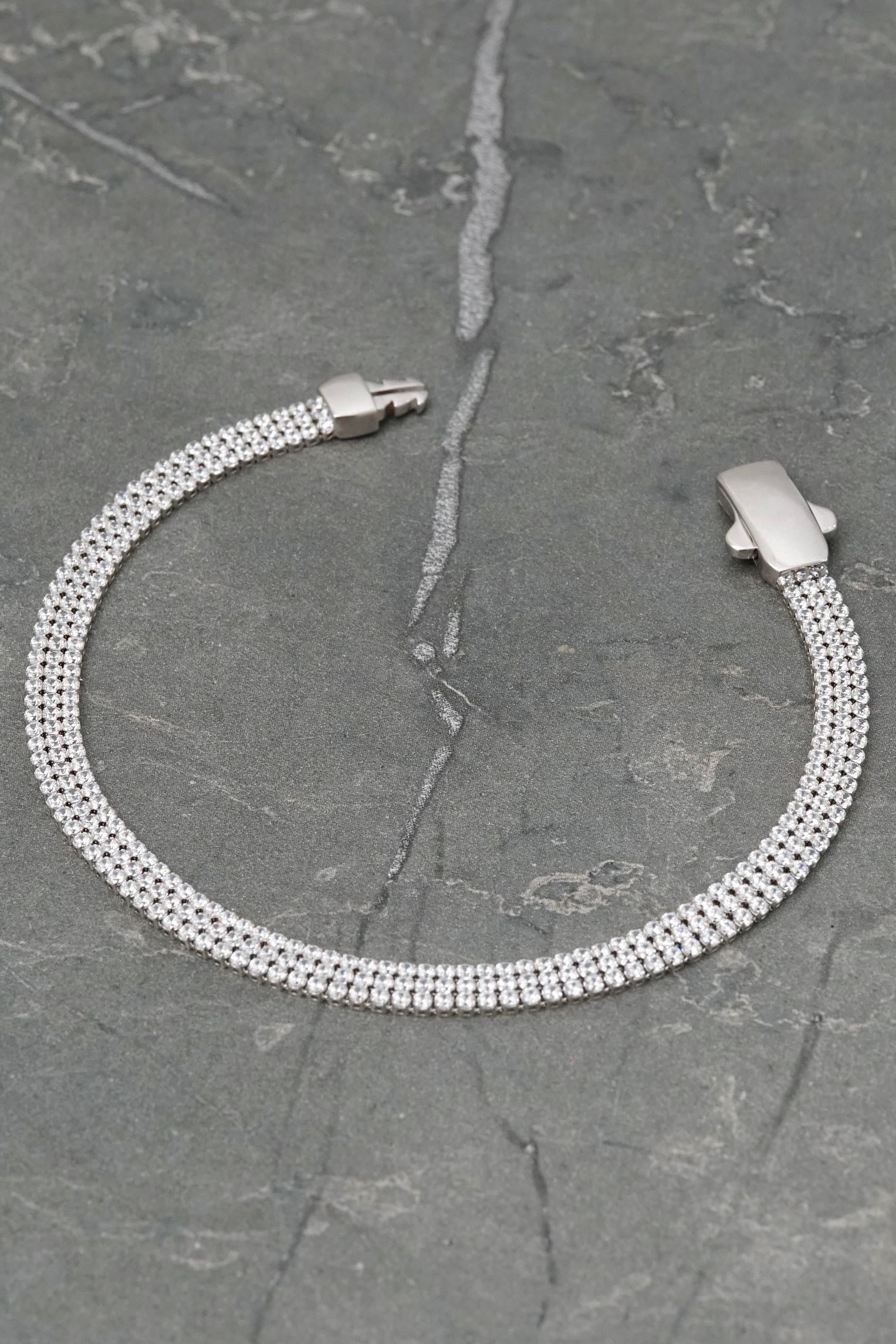 Pulso tenis tres hileras con swarovski  7.9gr / Largo 19cm / Oro Blanco italy +3 B