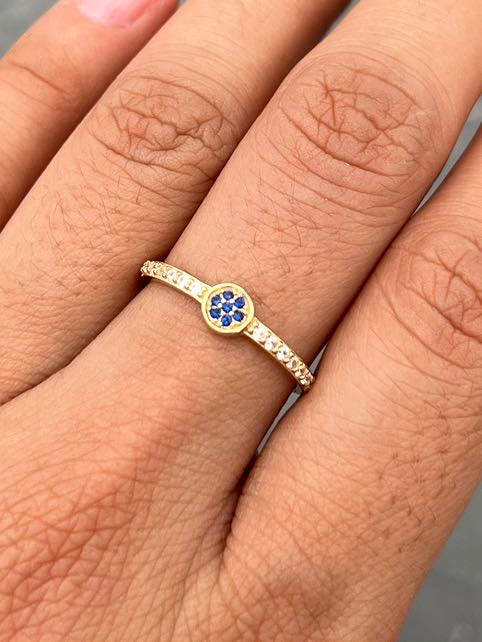 Anillo con swarovski blanco y azul 1.5gr / TALLA 6 / Oro Amarillo Nac M