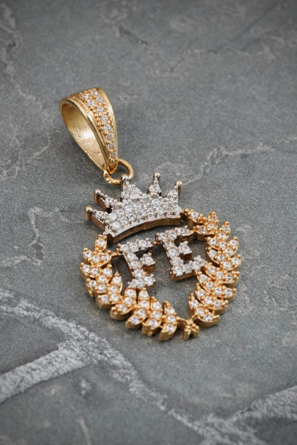 Dije Medalla De Fe Con Swarovski Blanco 5gr / Largo 3.5cm — Oro Amarillo
