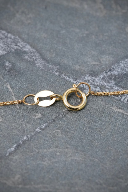 Cadena con Dije 65pts de Esmeralda y 16pts de Diamantes 2.25gr / 45cm / 0.4mm — Oro Amarillo