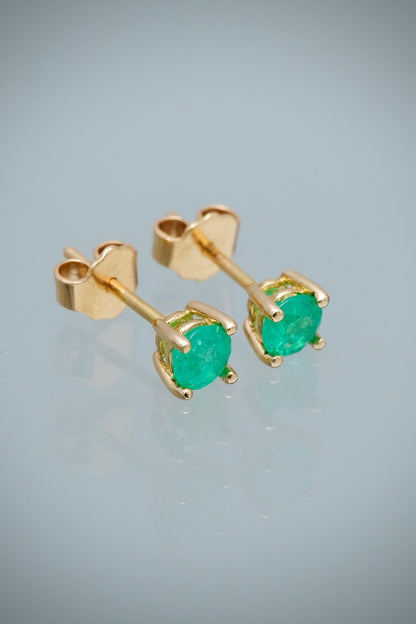 Topos con 76pts de Esmeralda 1.5gr / 0.4cm / 4.7mm — Oro Amarillo