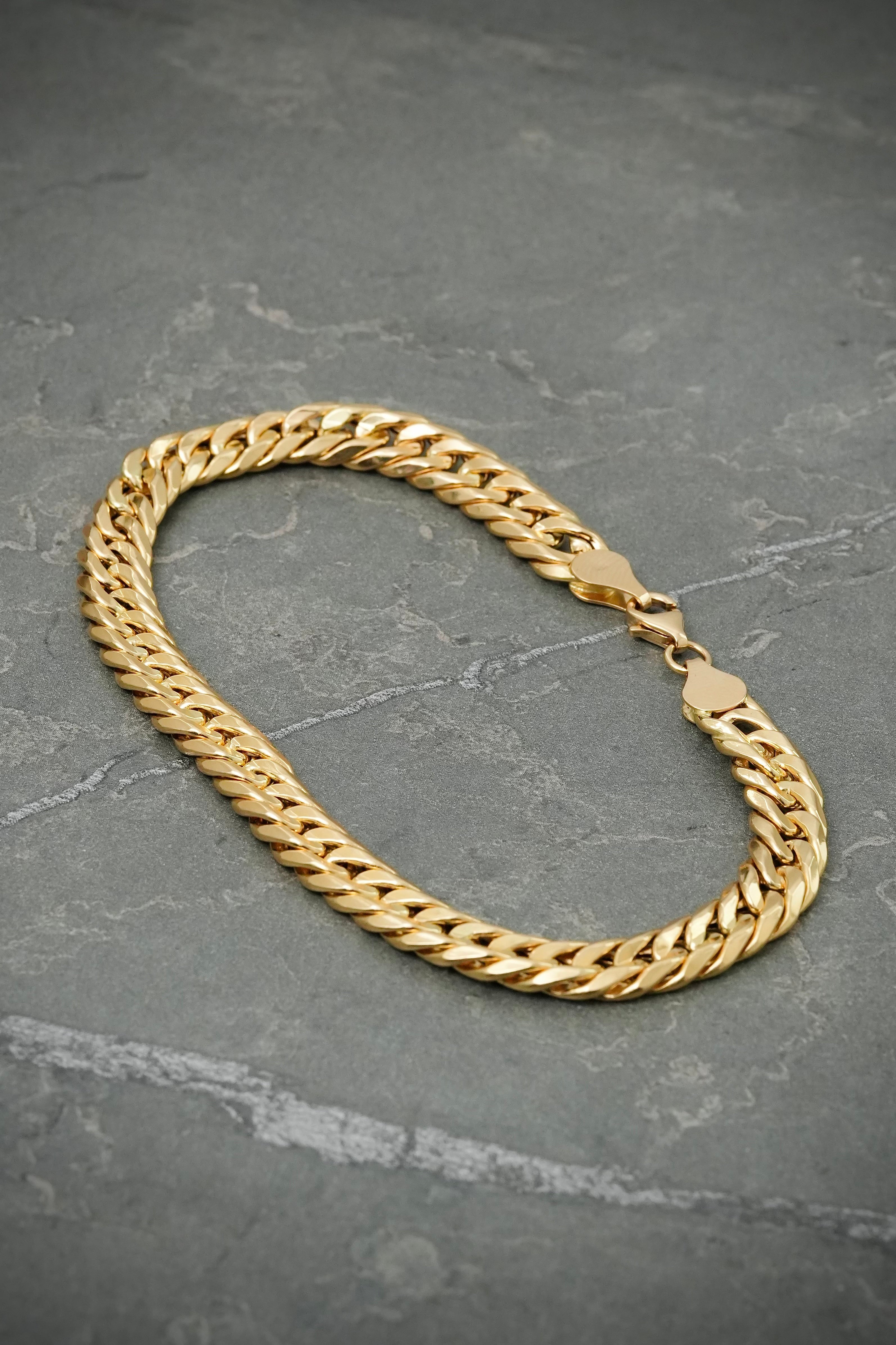 Pulso cubano 6.75gr / Largo 22cm — Oro Amarillo