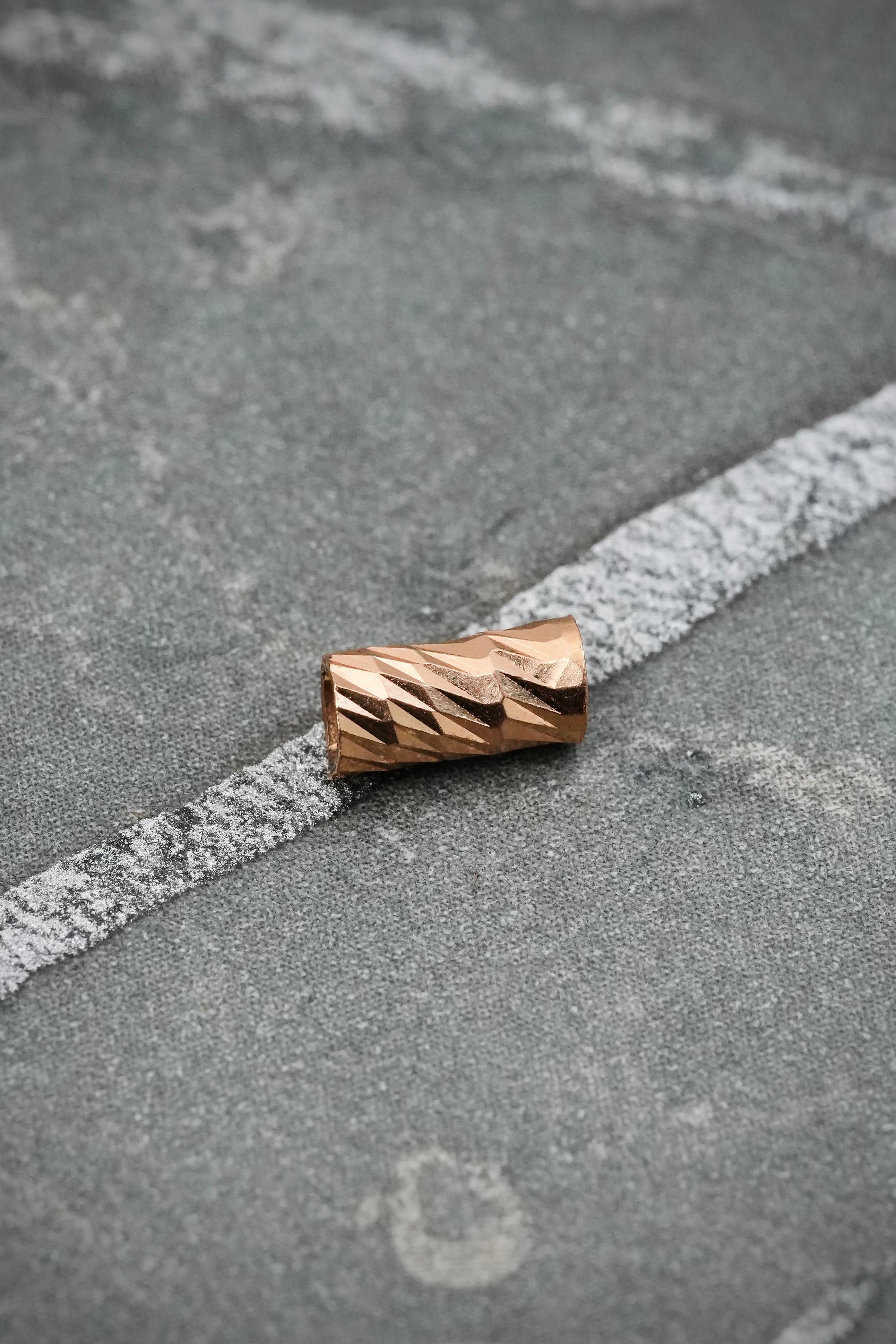 Herraje tubo diamantado 0.15gr / Largo 0.6cm — Oro Rosado
