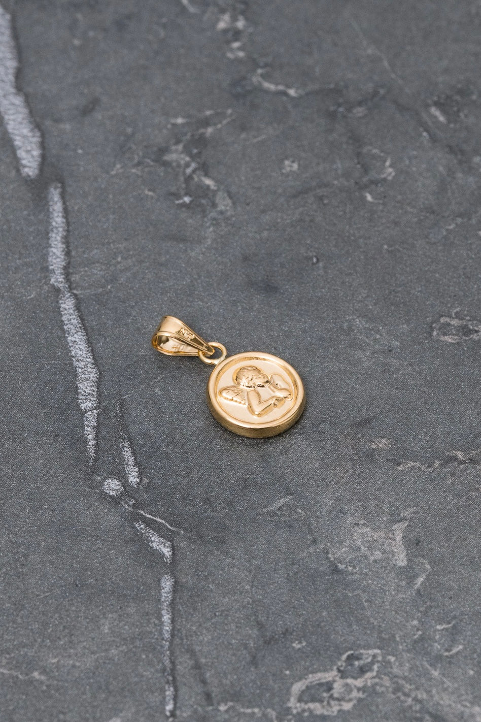Dije Angel de la guarda 0.55gr / Largo 1.5cm — Oro Amarillo