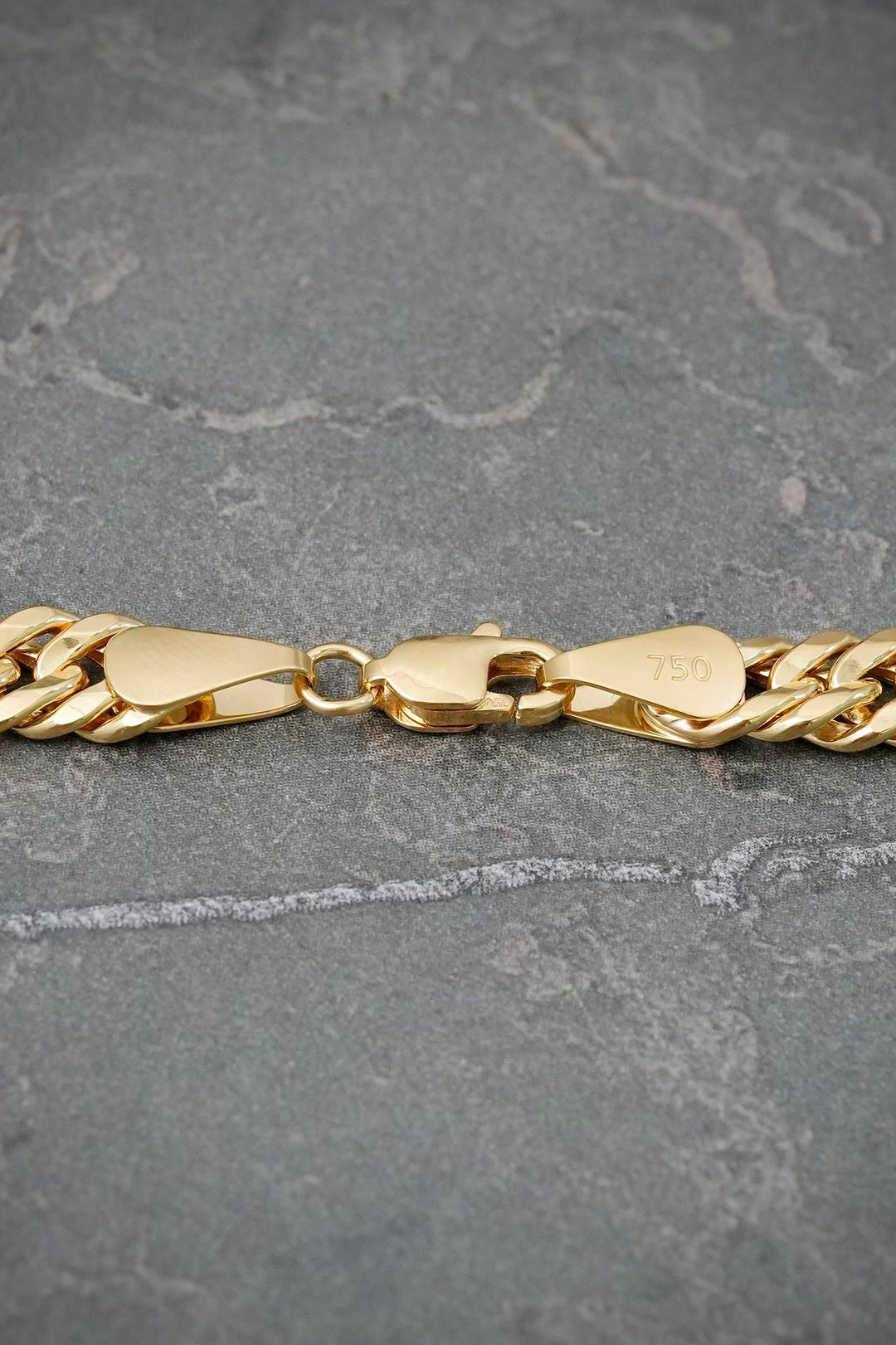 Cadena Cubana 9.5gr / 60cm / 6.3mm — Oro Amarillo