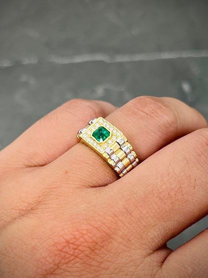 Anillo con 28pts de esmeralda y 16pts de diamantes 5.15gr / TALLA 7 1/4 / Dos Oros (Joya) B