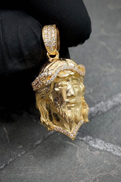 Dije rostro de jesus con 36pts de diamantes Lab 13.6gr / Largo 3.3cm — Oro Amarillo