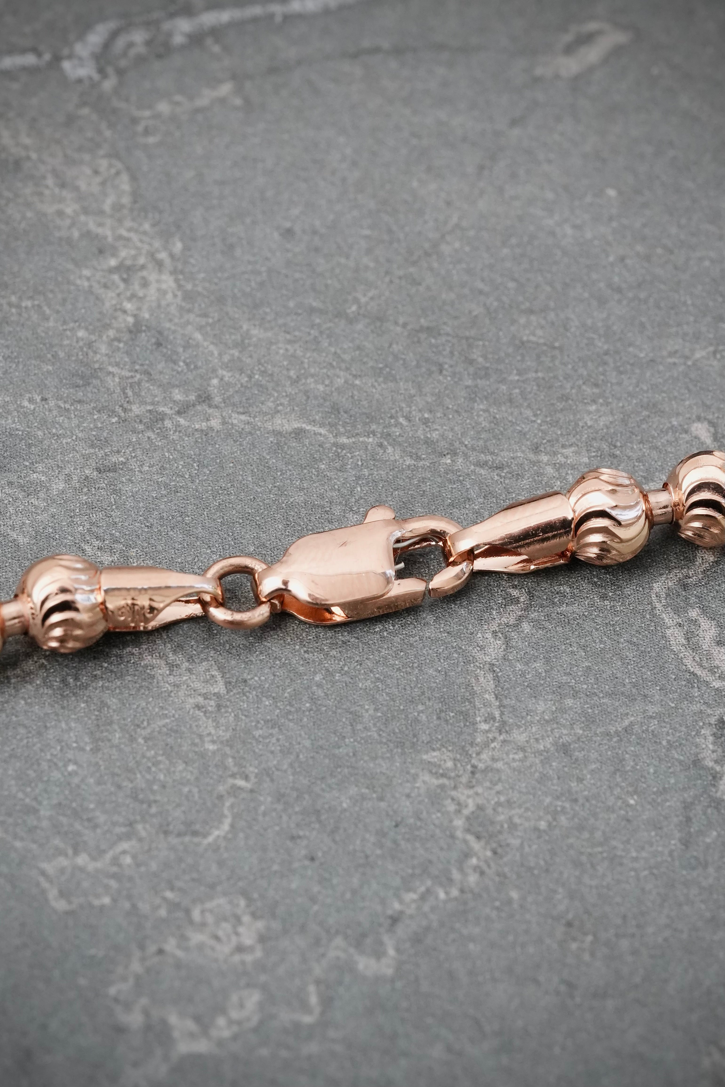 Cadena Militar Diamantada Luna 5mm 27.35gr / 60cm / 5mm — Oro Rosado