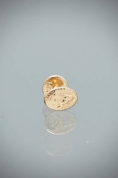 Unidad de topo virgen del carmen 0.3gr / Largo 0.7cm — Oro Amarillo