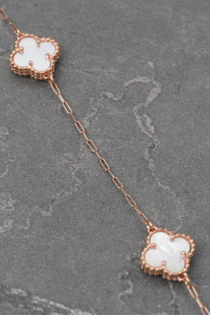 Pulso Lucky Clover Piedra Blanca 3.7gr / 19.5cm / 9.7mm — Oro Rosado