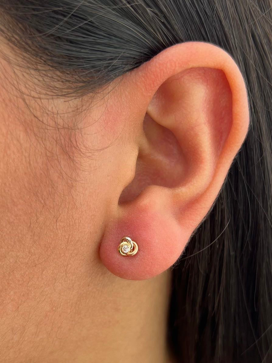 Topos aro con swarovski blanco 0.75gr / Largo 0.5cm — Tres Oros
