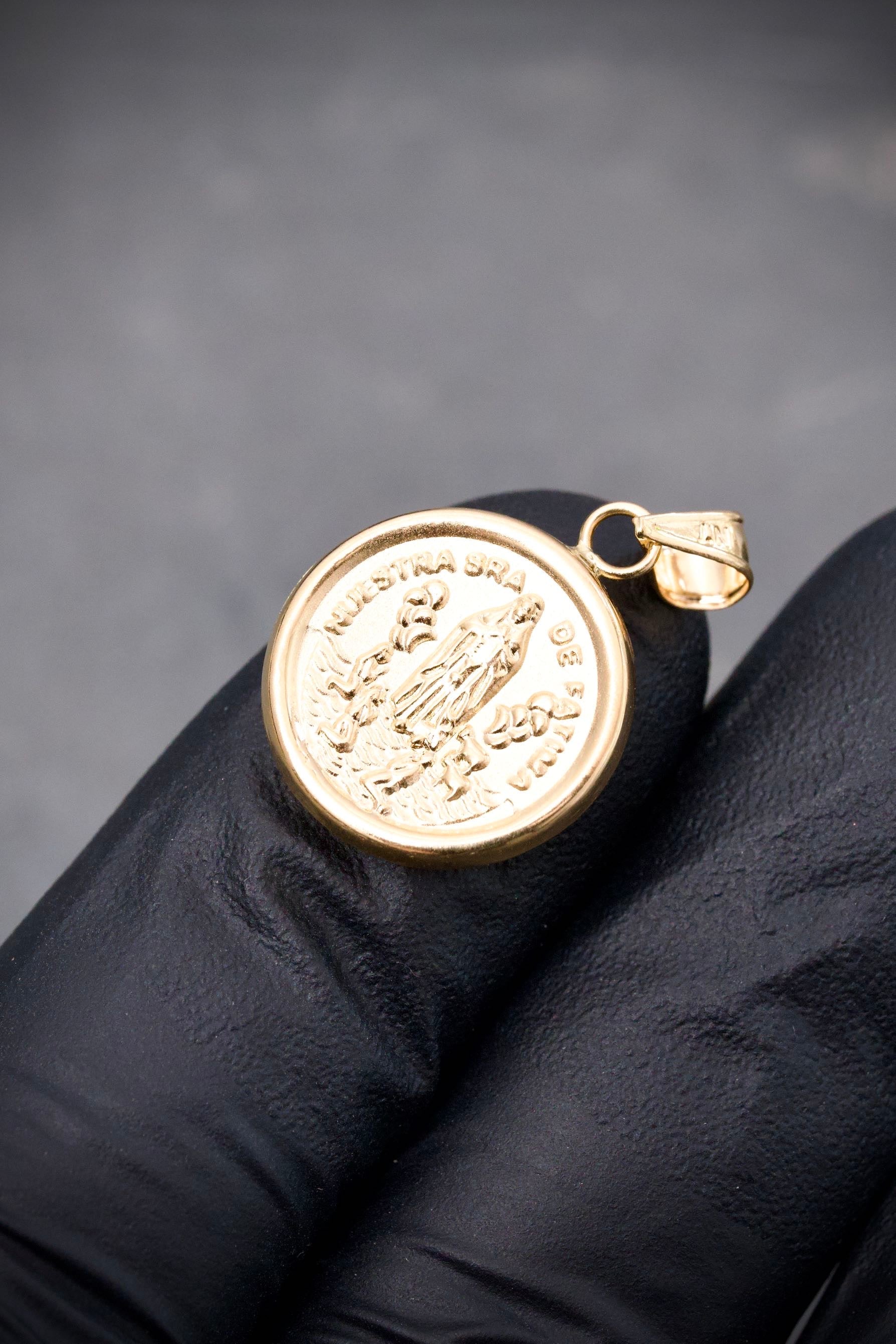 Dije virgen nuestra señora fatima 1.05gr / Largo 2.4cm — Oro Amarillo