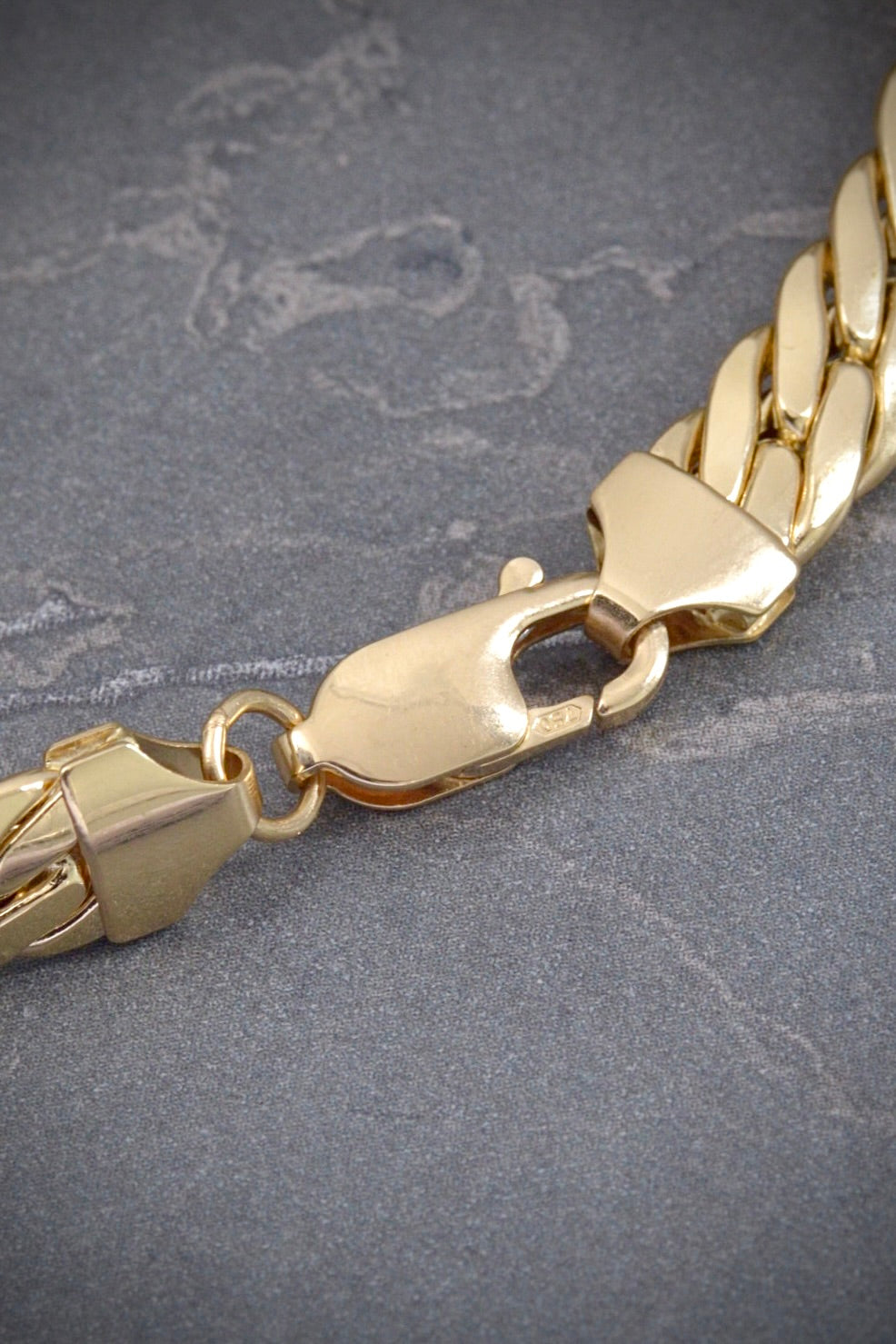 Pulso espiga 6.65gr / Largo 19cm / Oro Amarillo italy +3 M