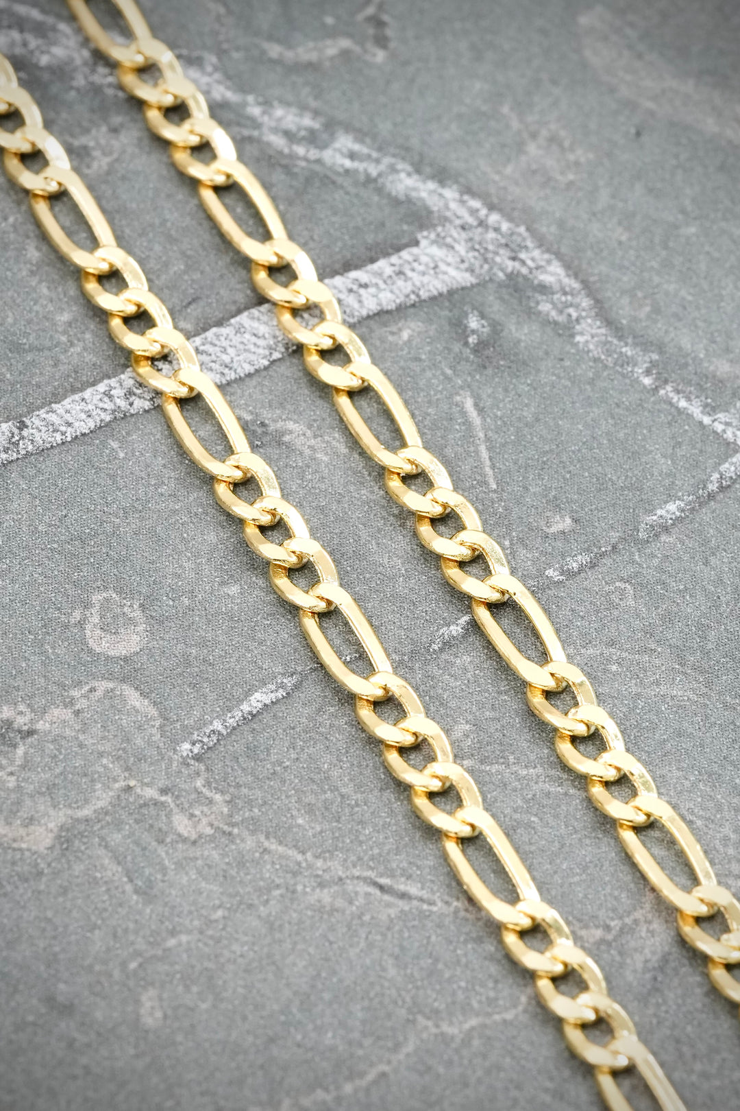Cadena Figaro 5.15gr / 55cm / 3.3mm — Oro Amarillo