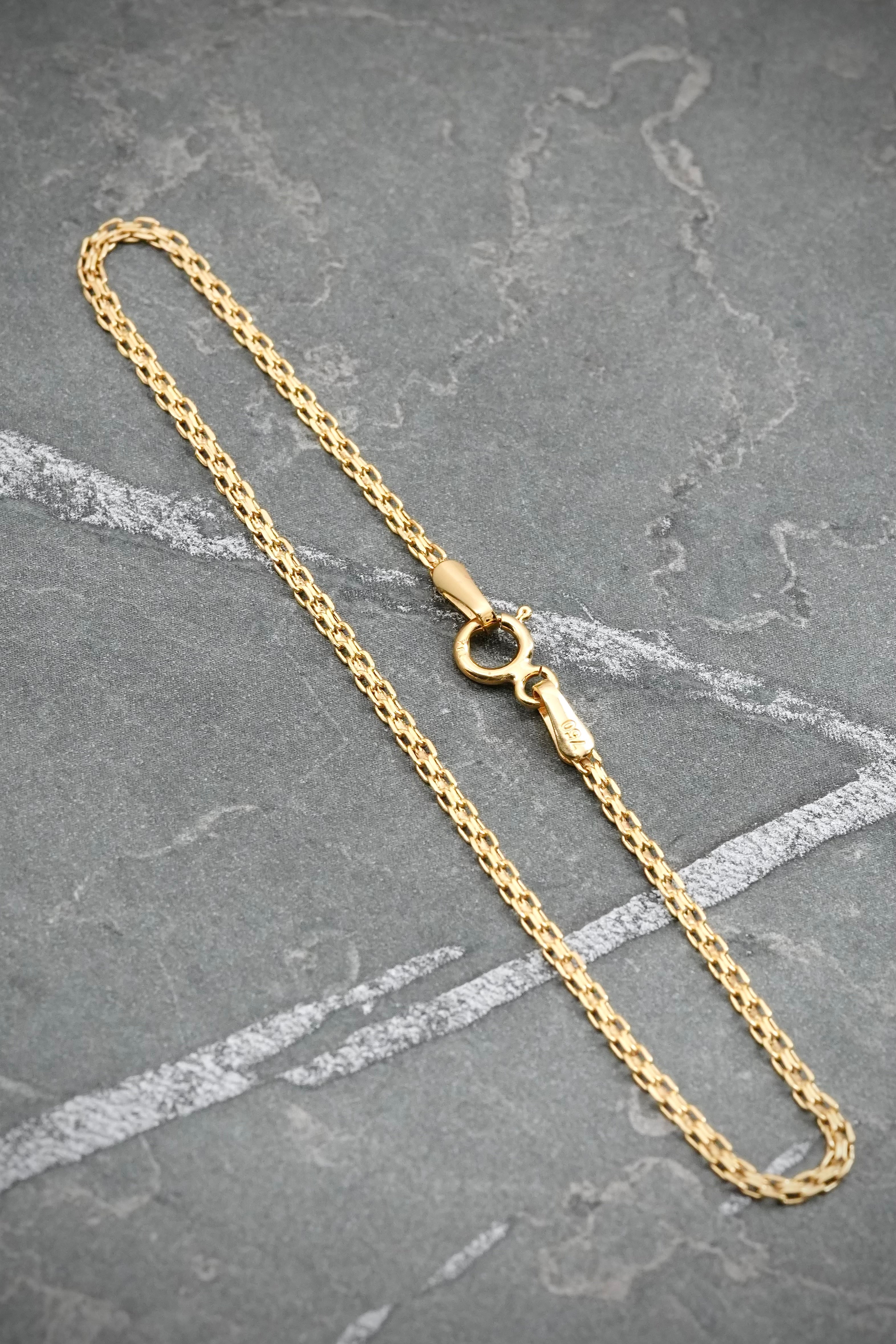 Pulso Chino 0.7gr / 18cm / 1.6mm — Oro Amarillo
