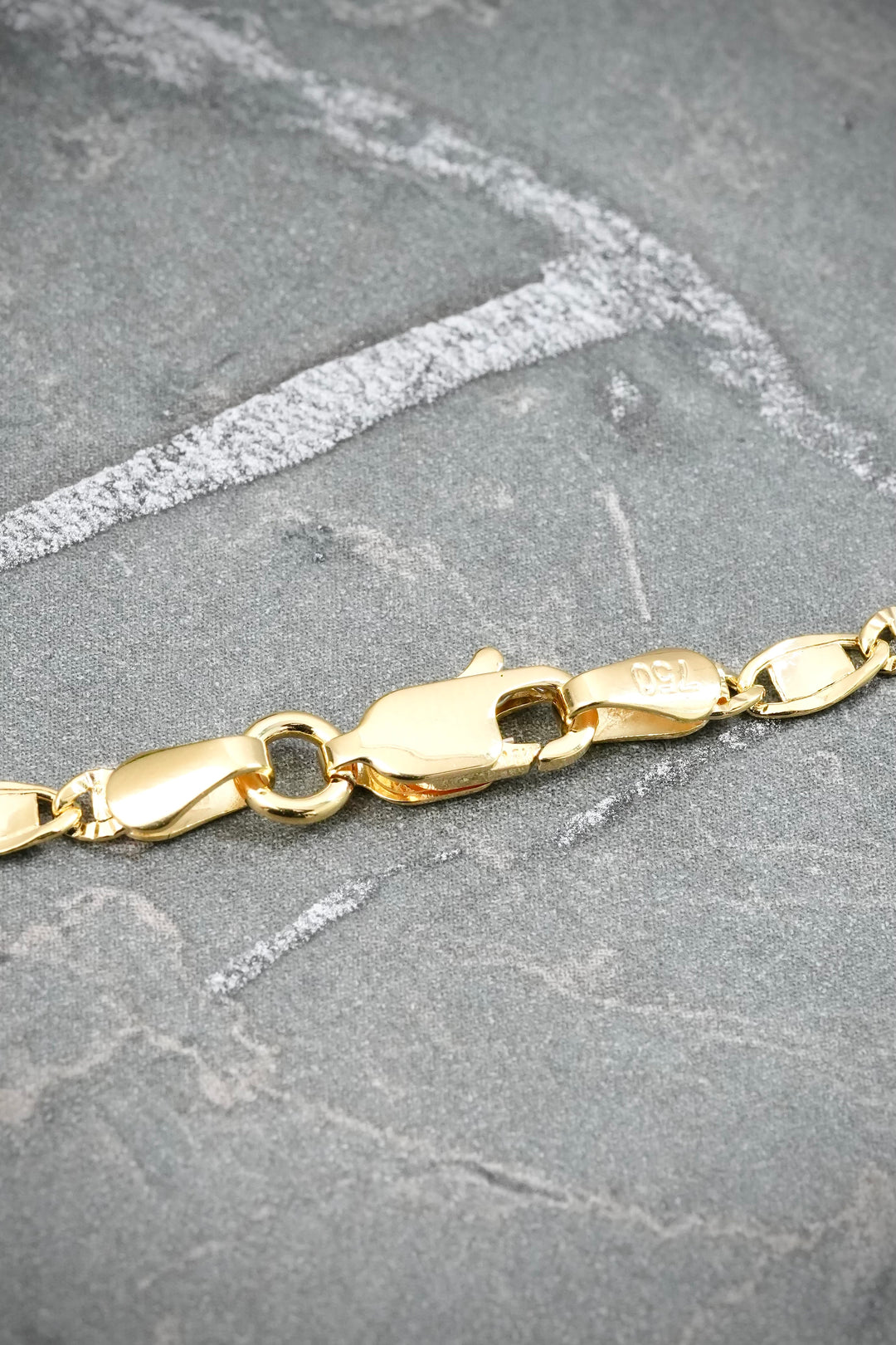 Cadena Plana Especial 4.45gr / 60cm / 3.1mm — Oro Amarillo