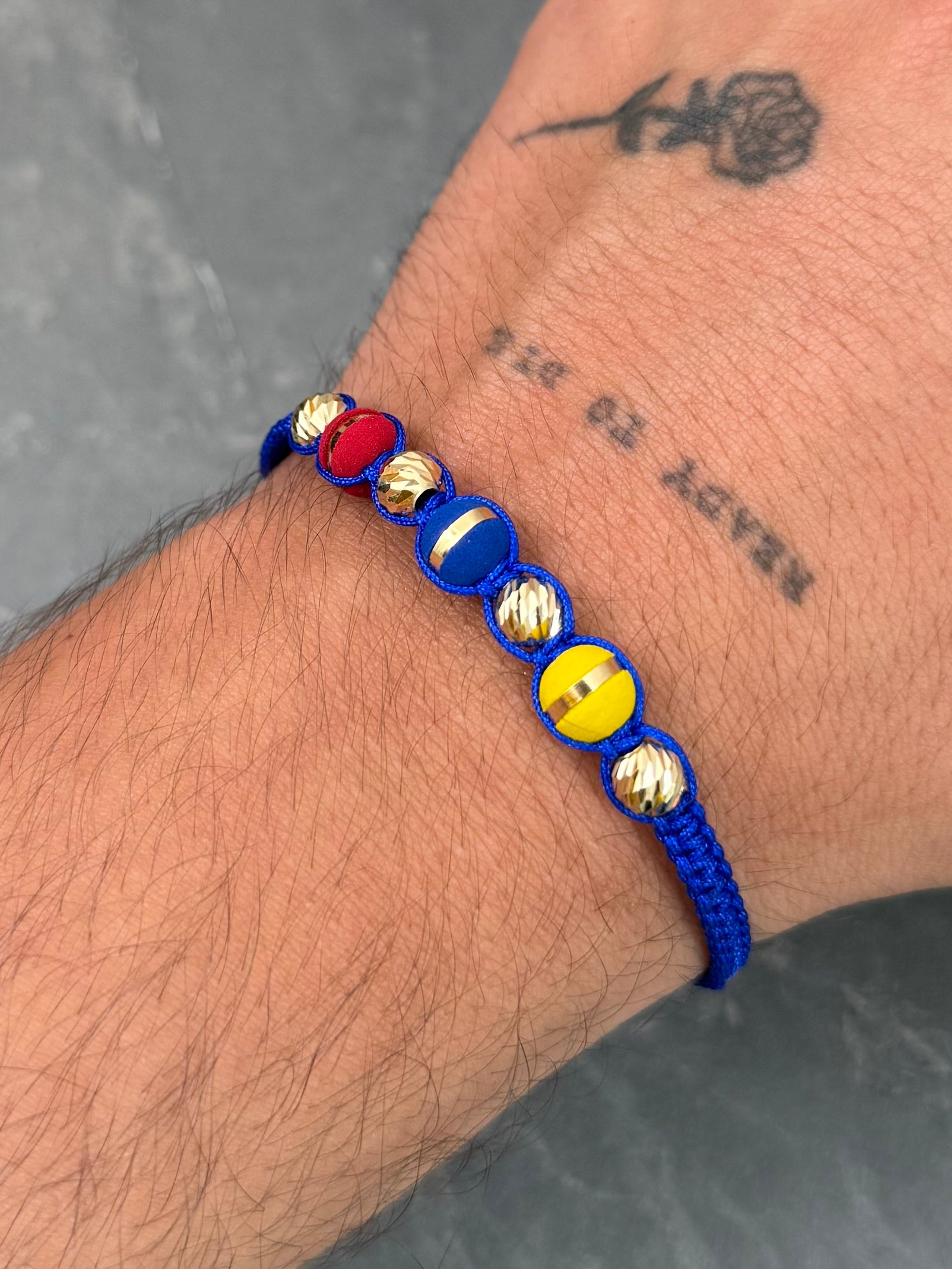 Pulsera de la Tricolor 0.85gr — Oro Amarillo