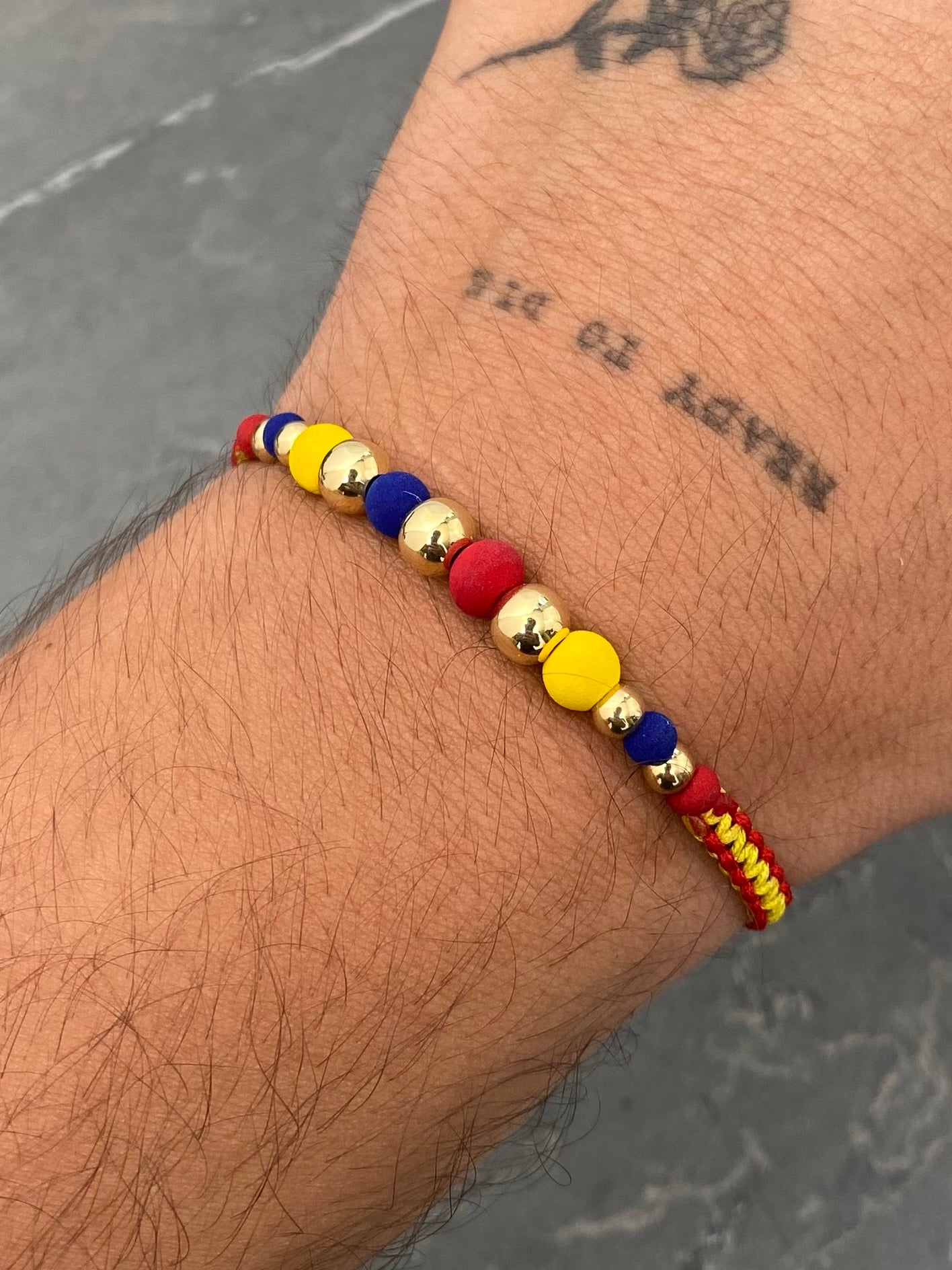Pulsera Tricolor 1.1gr — Oro Amarillo