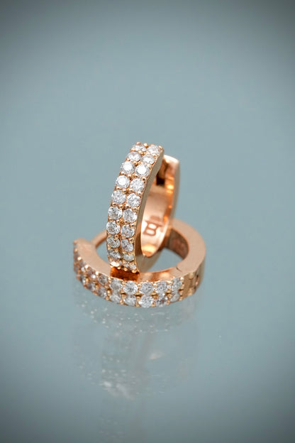 Candongas con 76pts de diamantes 3.7gr / Largo 1.1cm / Oro Rosado (Joya) M