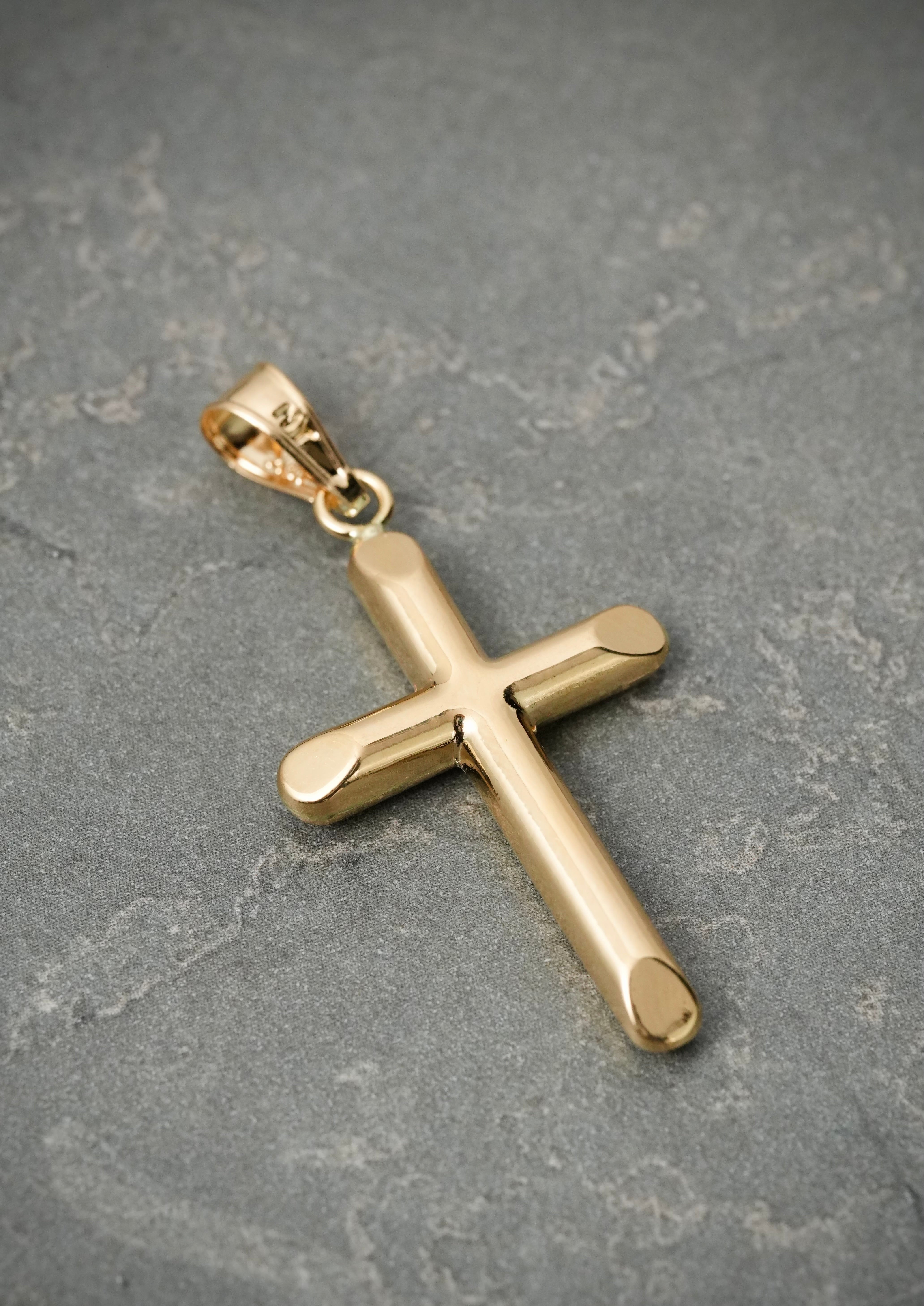 Dije cruz 1.65gr / Largo 4cm — Oro Amarillo
