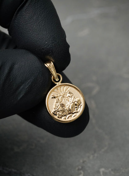 Dije santisima trinidad 0.85gr / Largo 2cm — Oro Amarillo