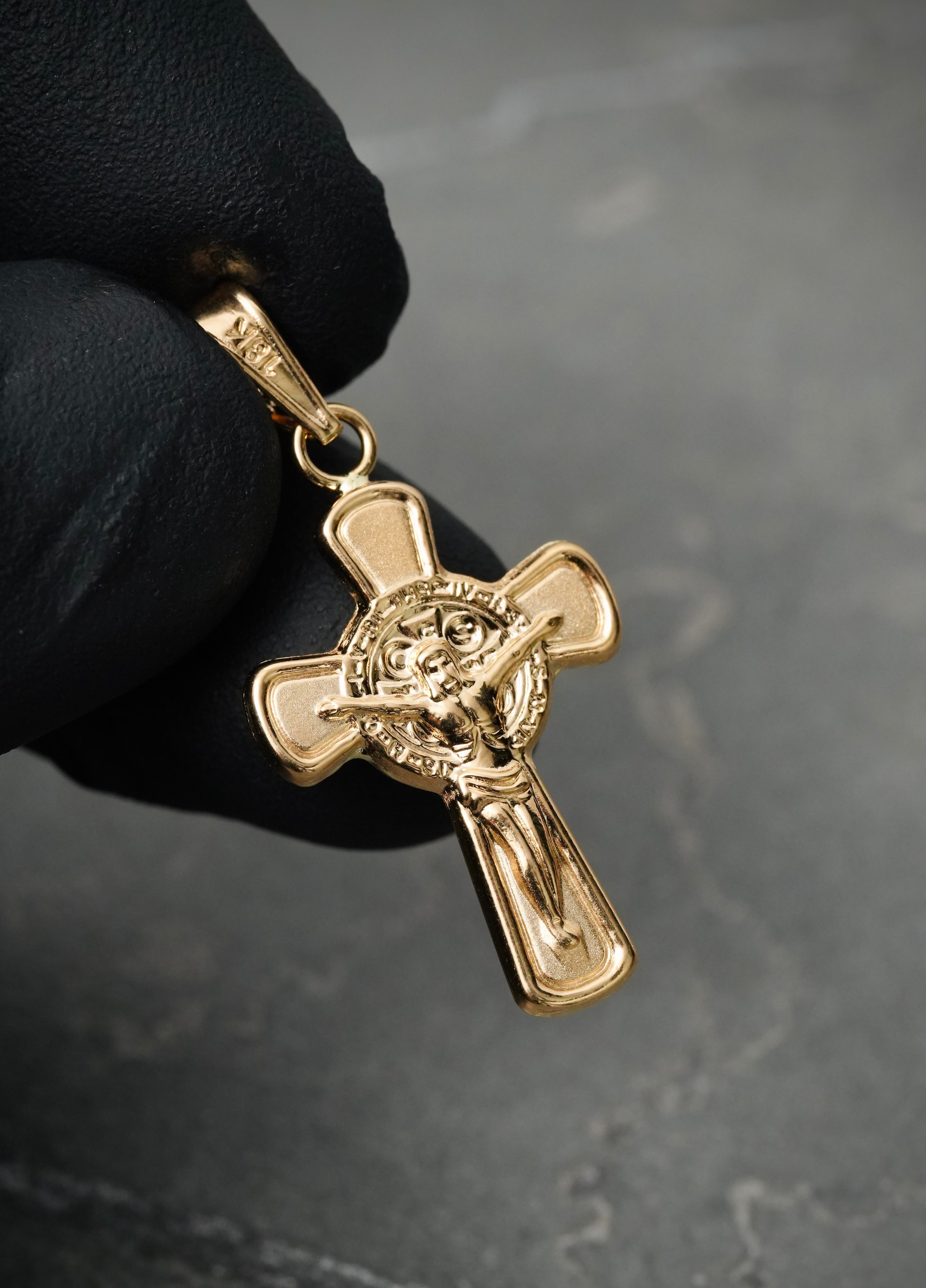 Dije cruz con cristo 1.65gr / Largo 3.5cm — Oro Amarillo