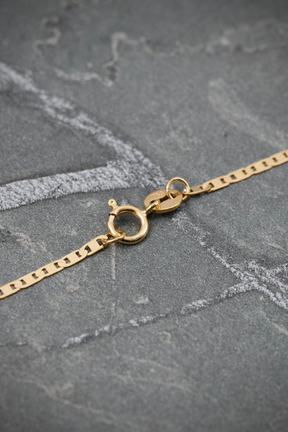 Cadena plana 2.05gr / Largo 50cm — Oro Amarillo