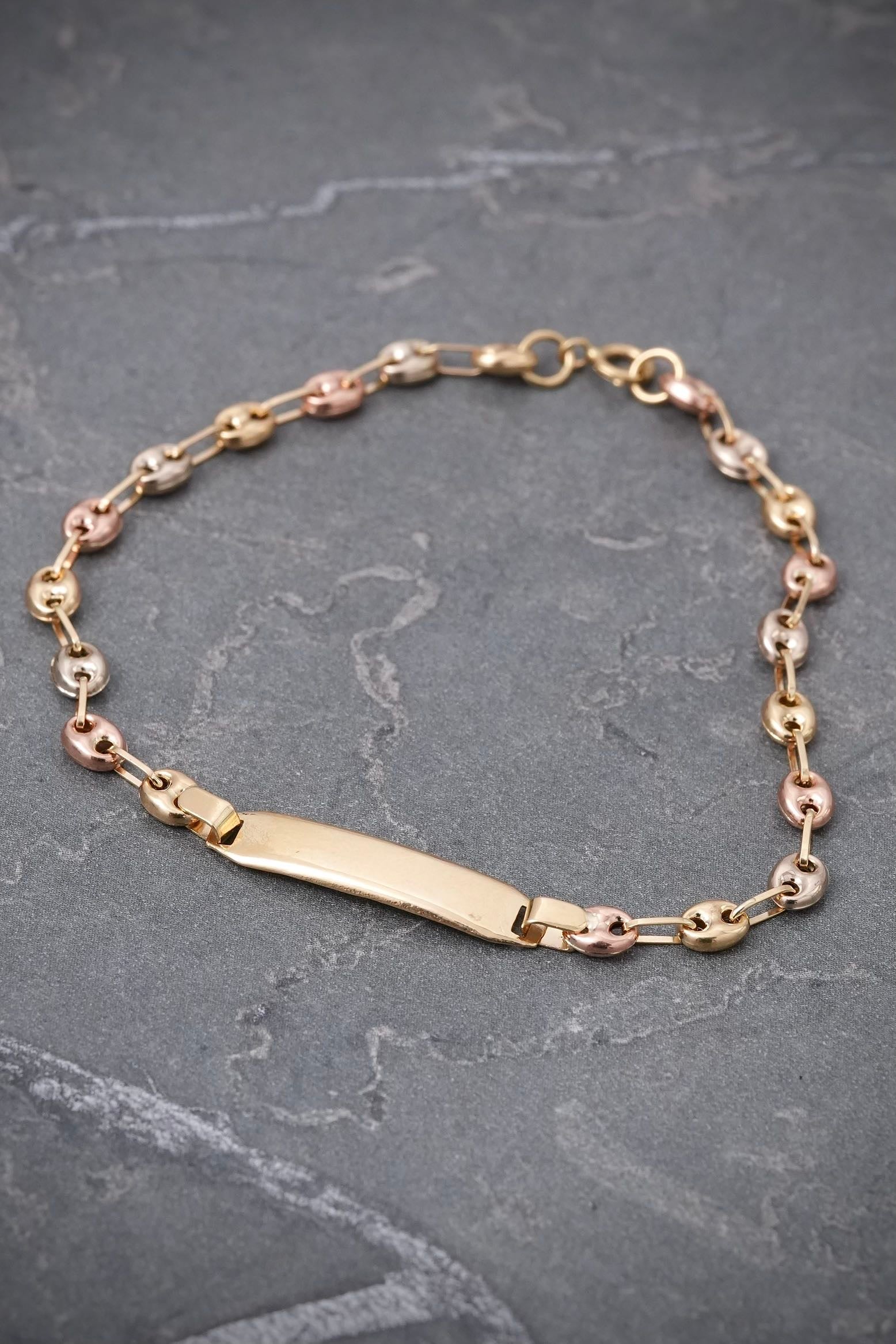 Pulso bebe con placa 2.1gr / Largo 17.5cm / Tres Oros Nac M