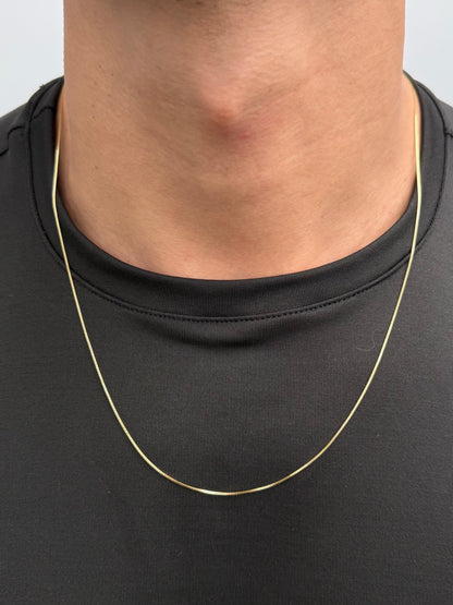 Cadena Veneciana 2.3gr / 60cm / 0.7mm — Oro Amarillo