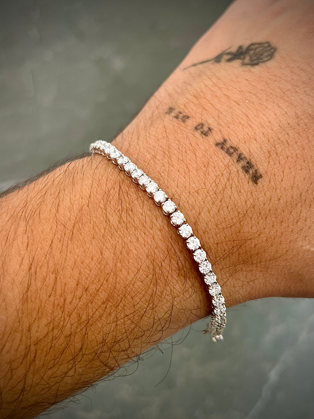 Pulso tenis con 656pts de diamantes 11.25gr / Largo 19cm — Oro Blanco