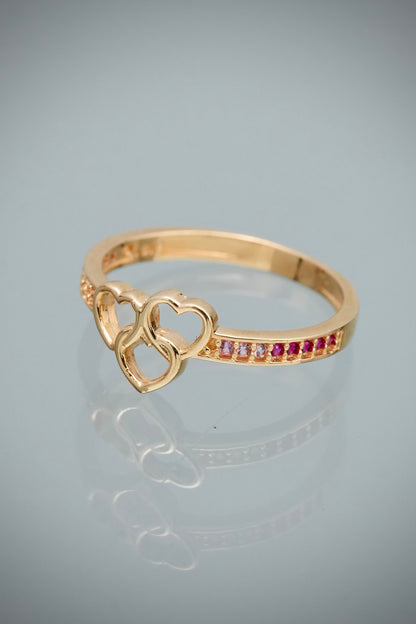 Anillo Corazones con Swarovski Fucsia y Blanco 2.1gr / Talla 6 1/4 — Oro Amarillo