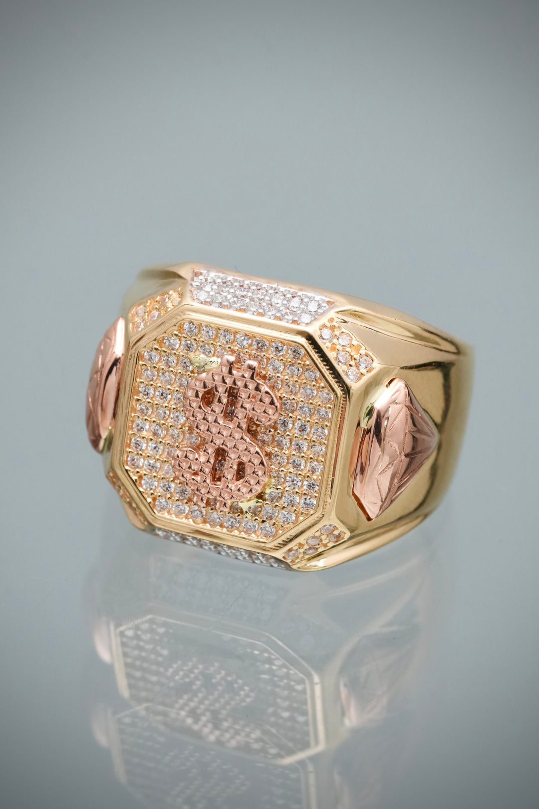 Anillo Signo Peso con Swarovski Blanco 11.1gr / Talla 10 1/2 — Dos Oros