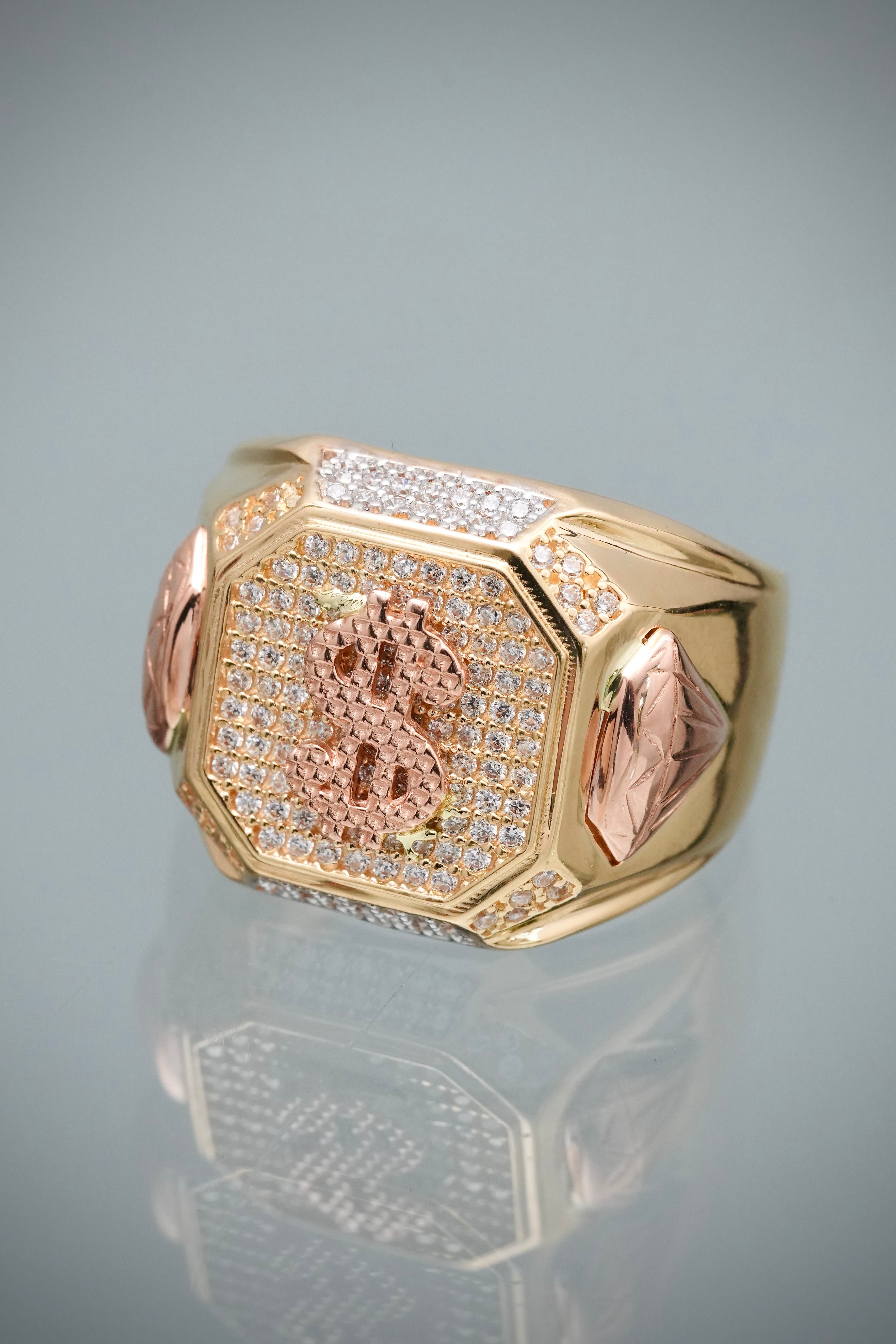 Anillo Signo Peso con Swarovski Blanco 11.1gr / Talla 10 1/2 — Dos Oros
