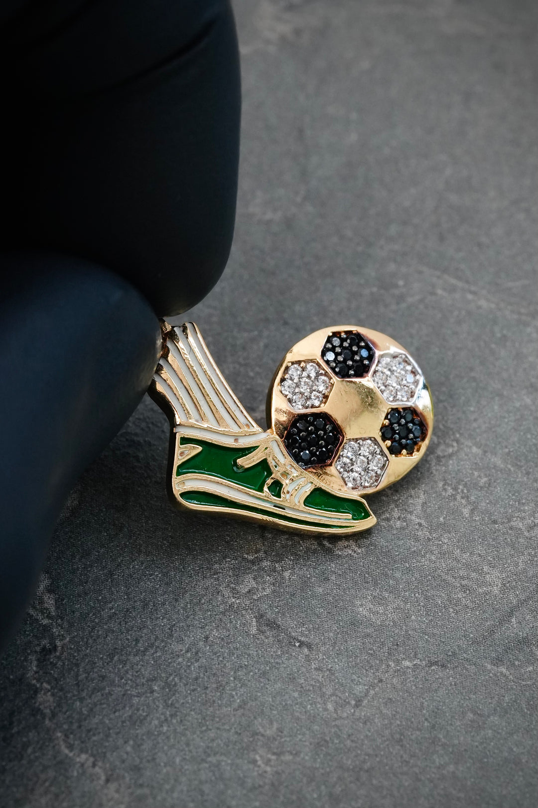 Dije Futbol 3.15gr / 2.8cm / 19mm — Oro Amarillo
