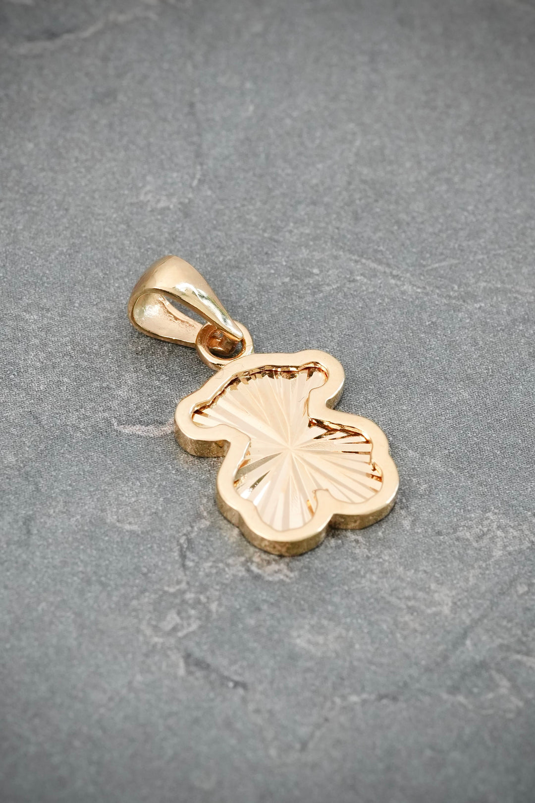 Dije Oso Th Diamantado 1.6gr / 2.2cm / 11mm — Oro Amarillo
