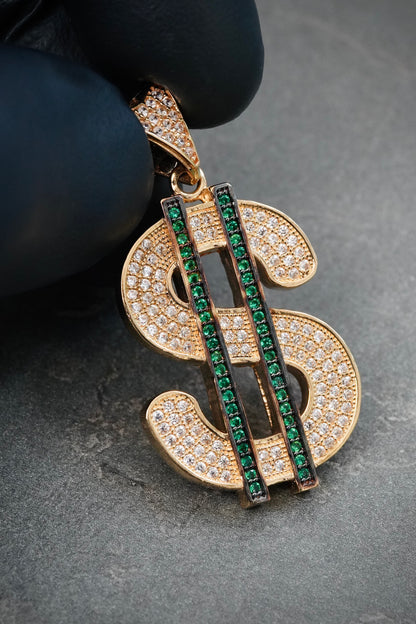Dije Signo Peso con Swarovski Verde y Blanco 6.9gr / 3.8cm / 20mm — Oro Amarillo