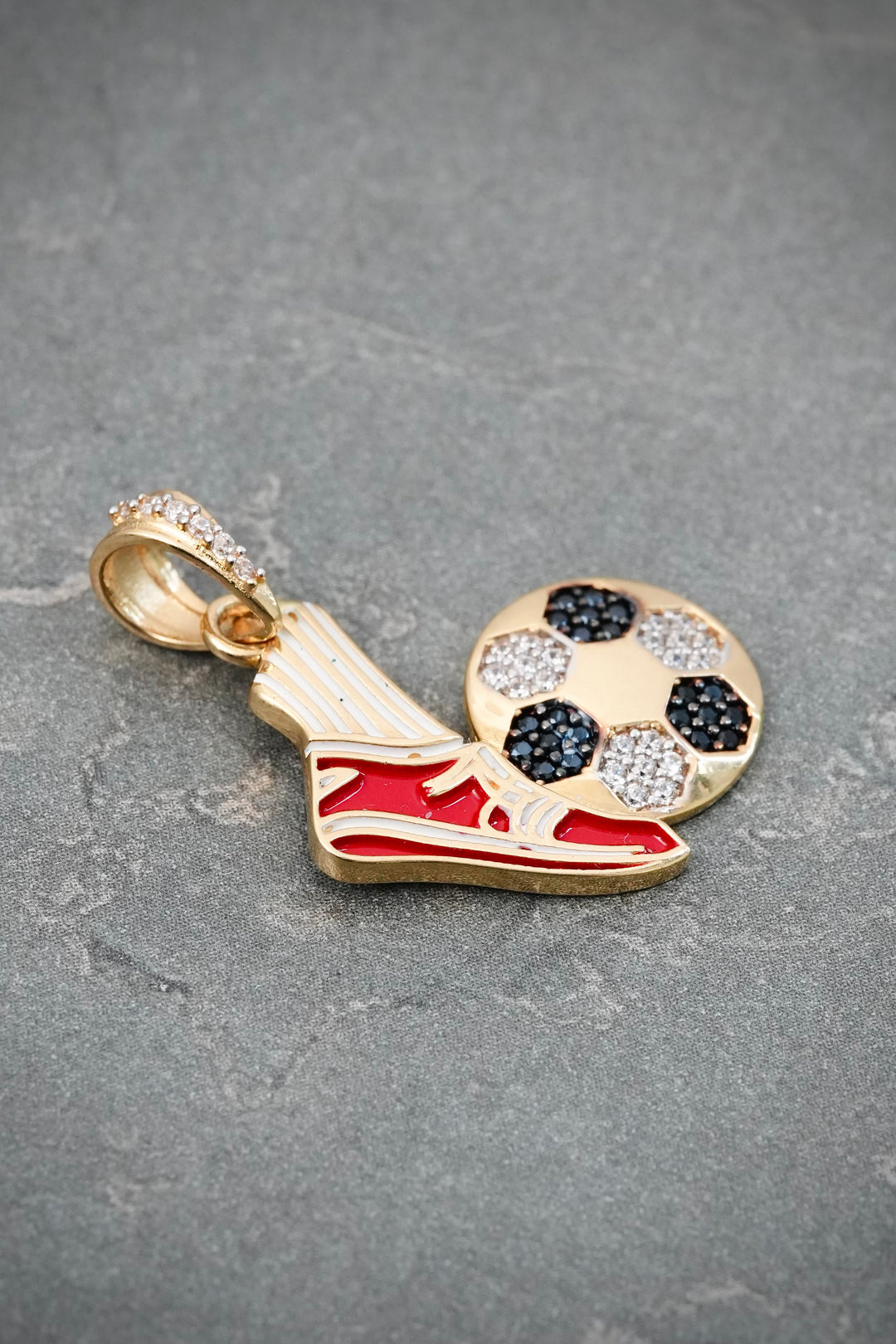 Dije Futbol 2.8gr / 2.7cm / 20.3mm — Oro Amarillo