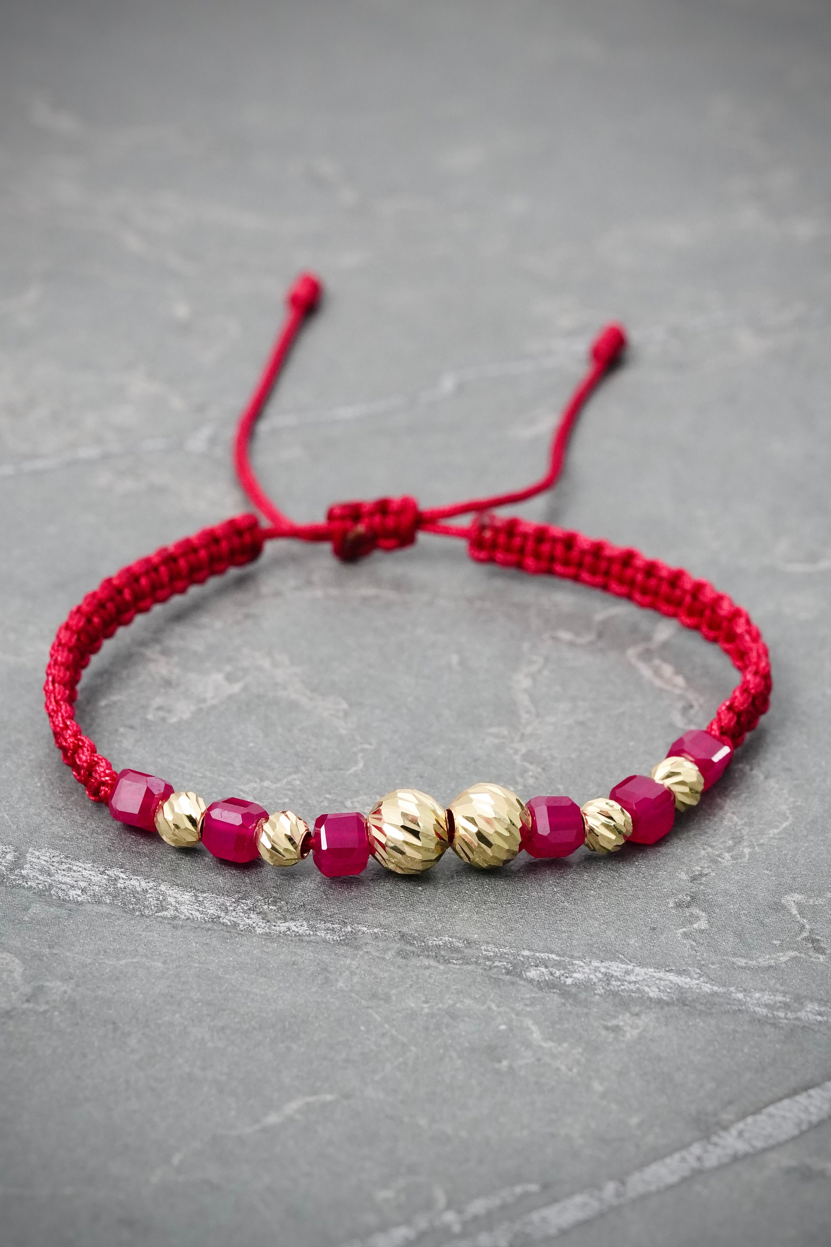 Pulsera Energetica 0.75gr — Oro Amarillo